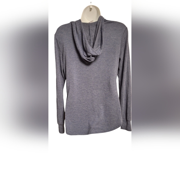 Fantastic Beasts Pull-over T-shirt Hoodie Sz M Light Weight Fall Movie Night - Picture 2 of 4